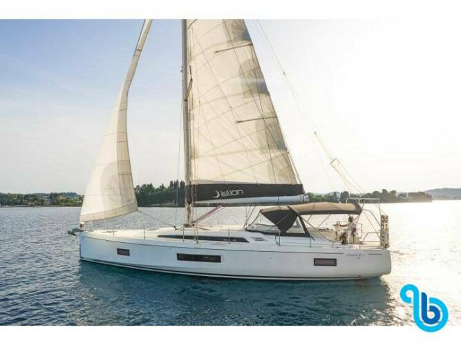 Oceanis 51.1  FIRST HEARTBEAT