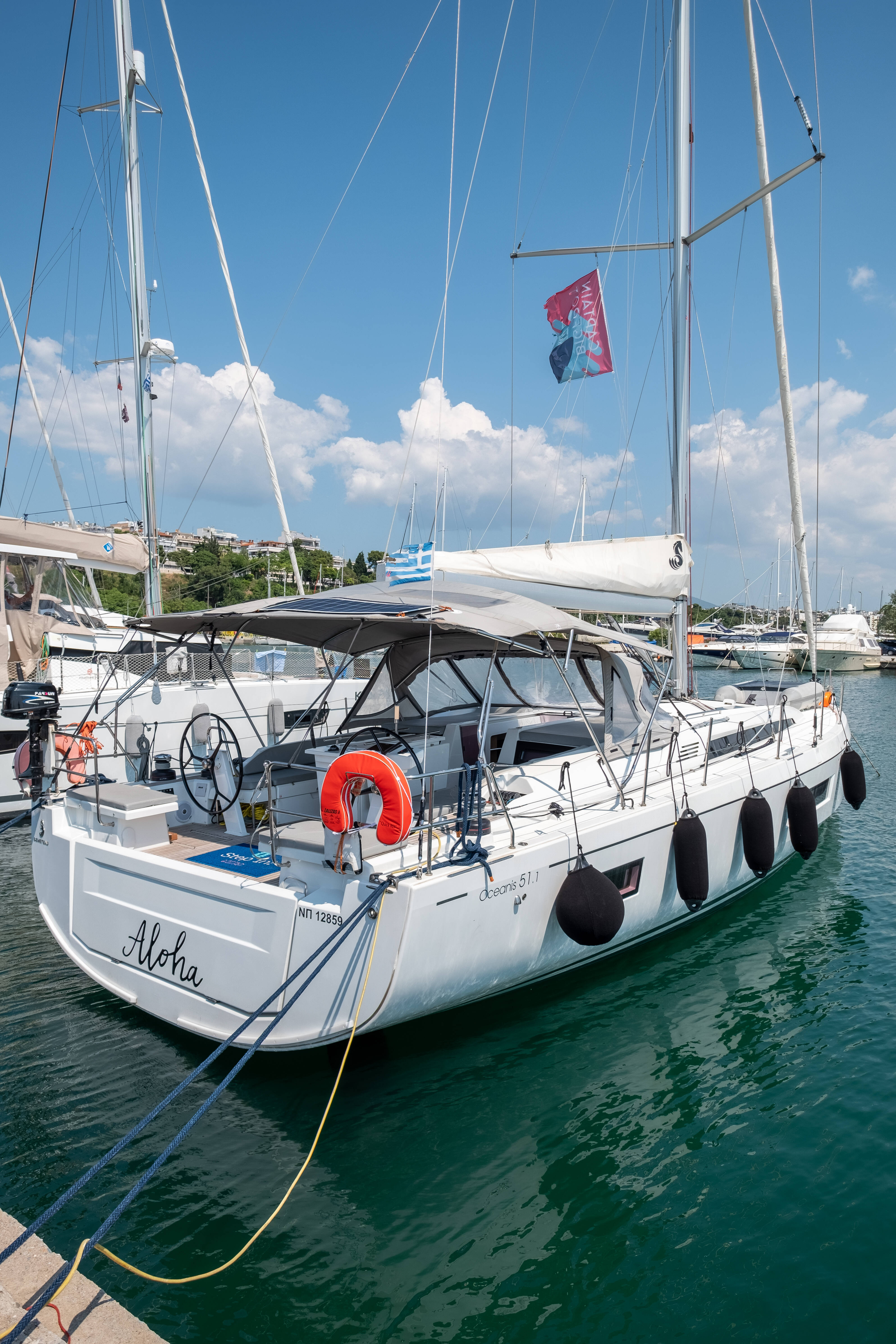 Oceanis 51.1, Aloha