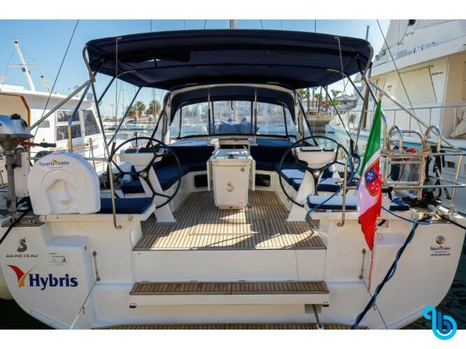 Oceanis 51.1 HYBRIS