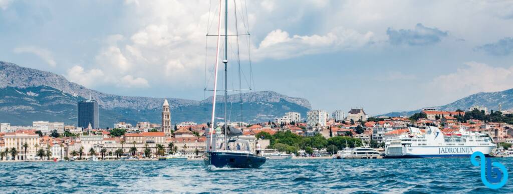 Oceanis Yacht 54, WHITE CLOUD