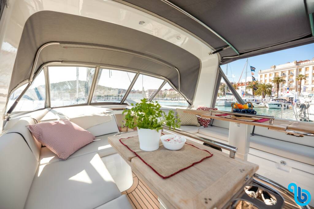 Oceanis Yacht 54, WHITE CLOUD