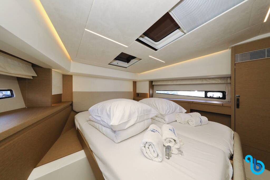 Prestige 460, 