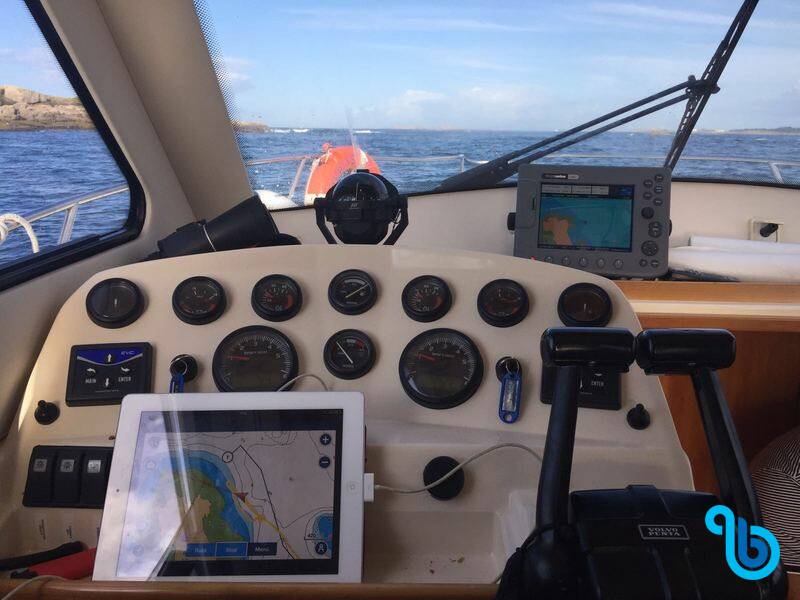 Rodman Fly 870, Tampa Hiru