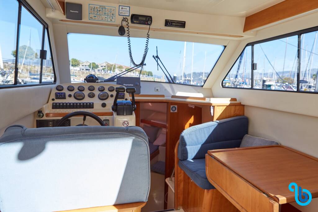 Rodman Fly 870, Tampa Hiru