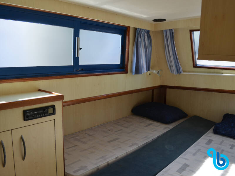 Safari Houseboat 1050 D, Sunshine