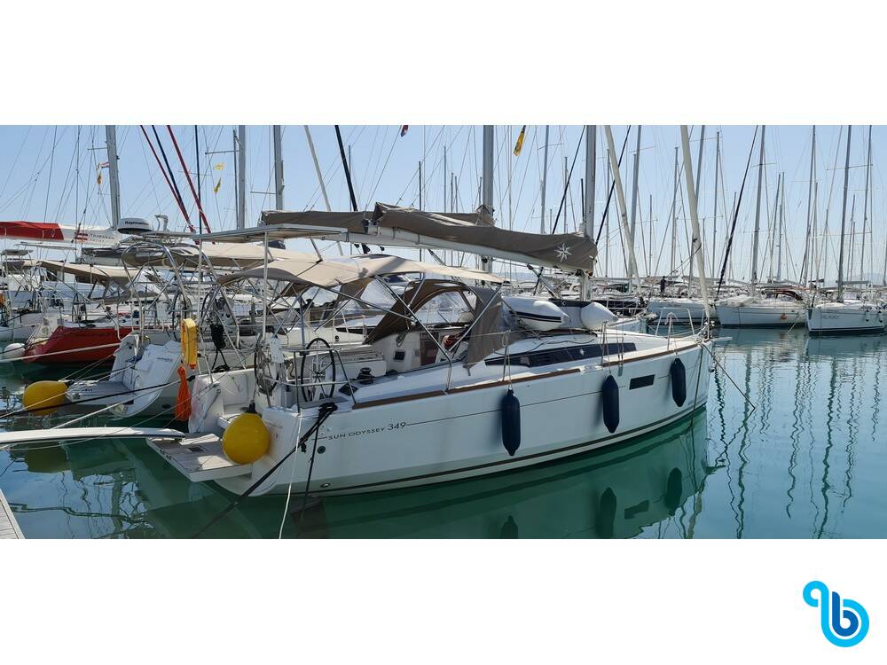 Sun Odyssey 349, DORINA