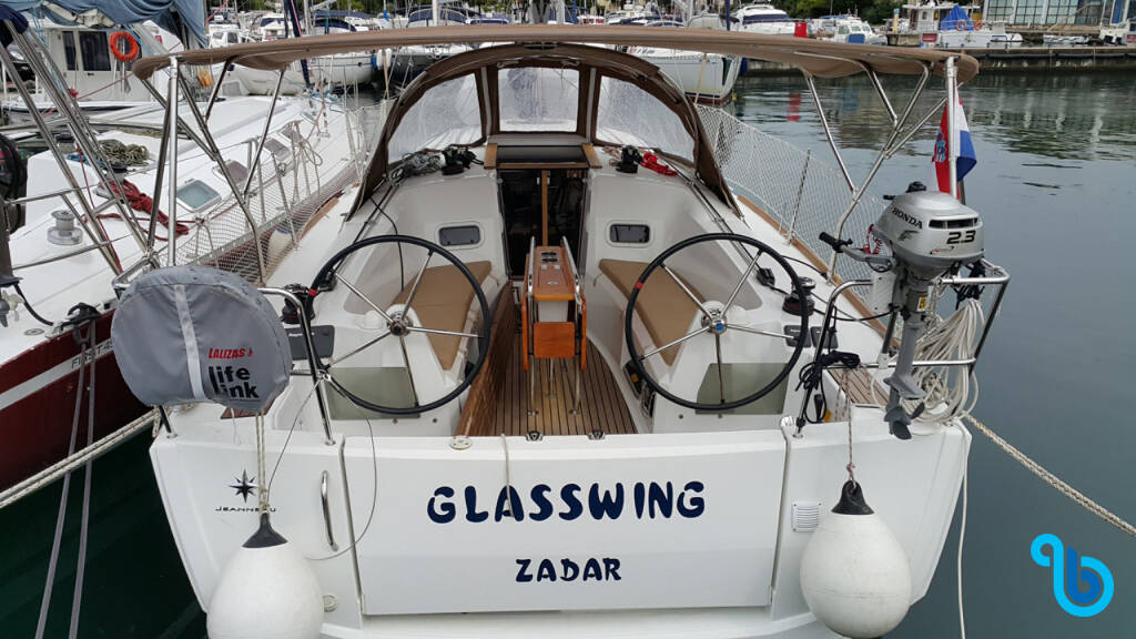 Sun Odyssey 349, GLASSWING