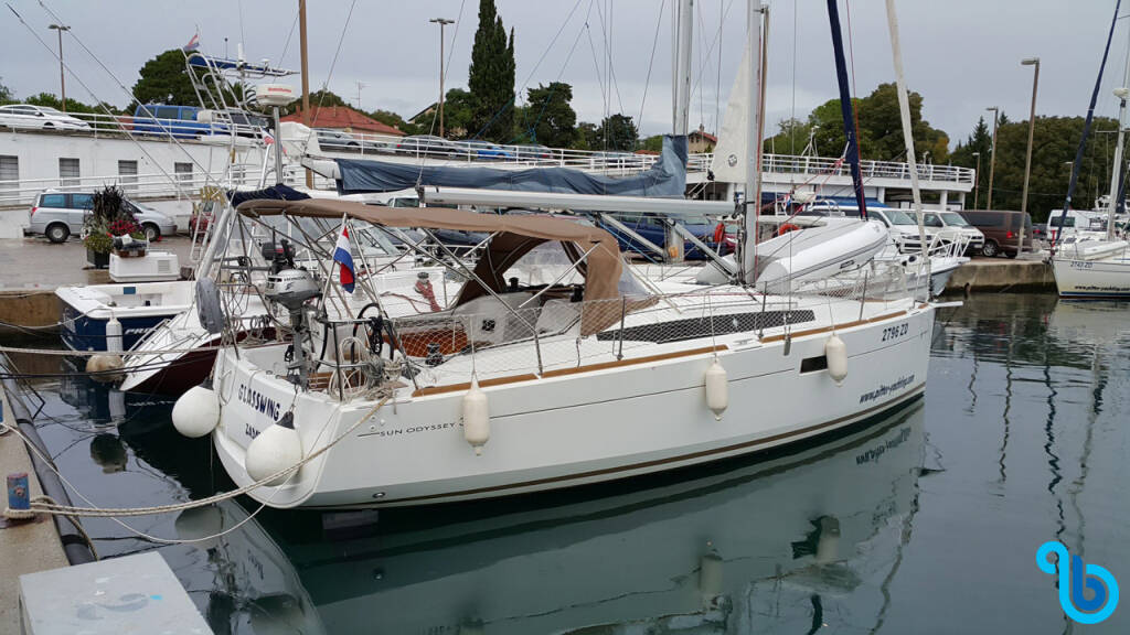 Sun Odyssey 349, GLASSWING