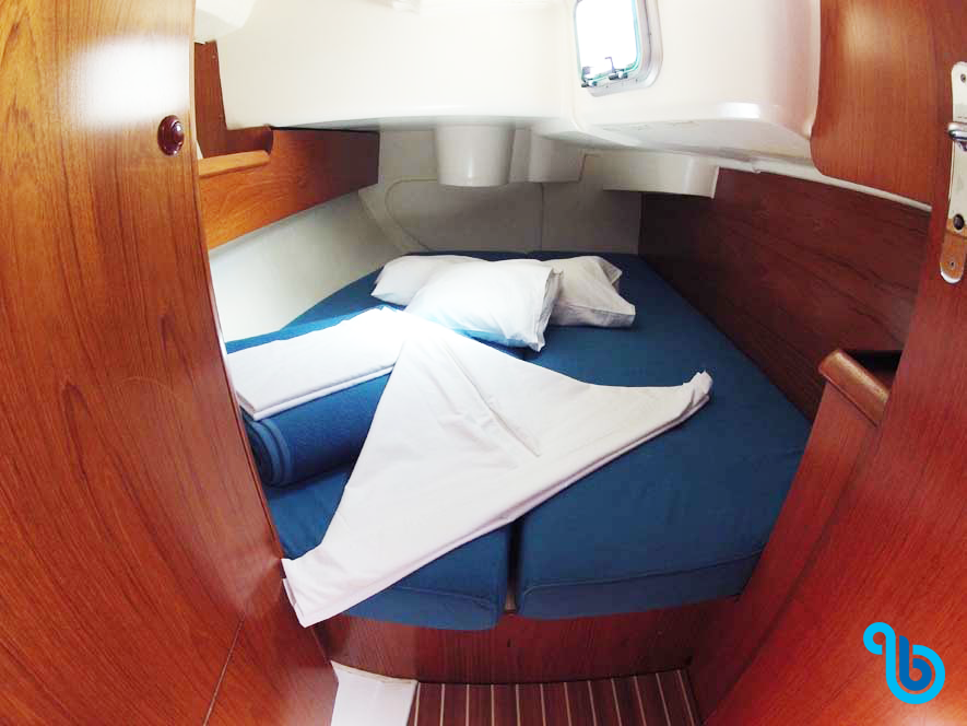 Sun Odyssey 35, Valerina