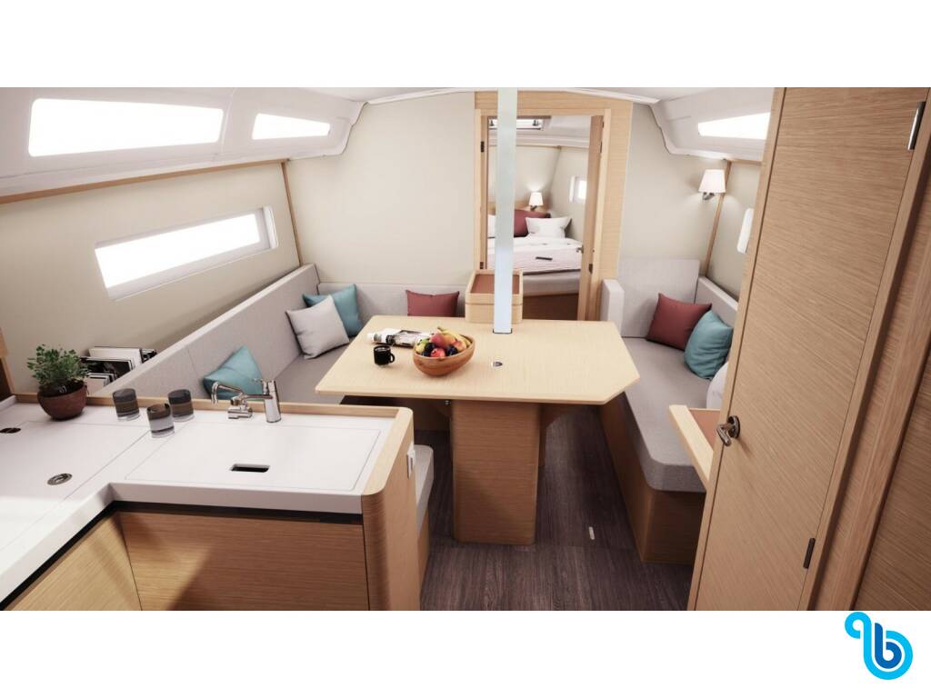 Sun Odyssey 380, Phoenix - Comfort line