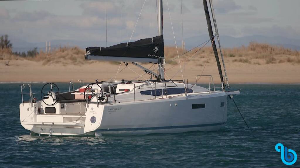 Sun Odyssey 380, 