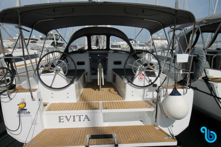 Sun Odyssey 380 EVITA
