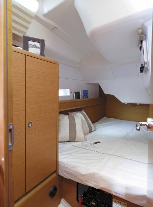 Sun Odyssey 389, PITTA