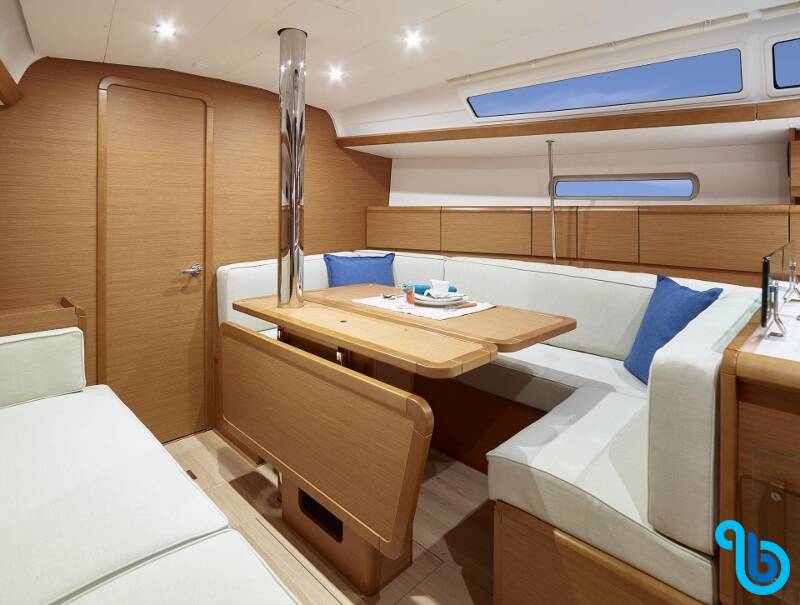 Sun Odyssey 389, PEWEE