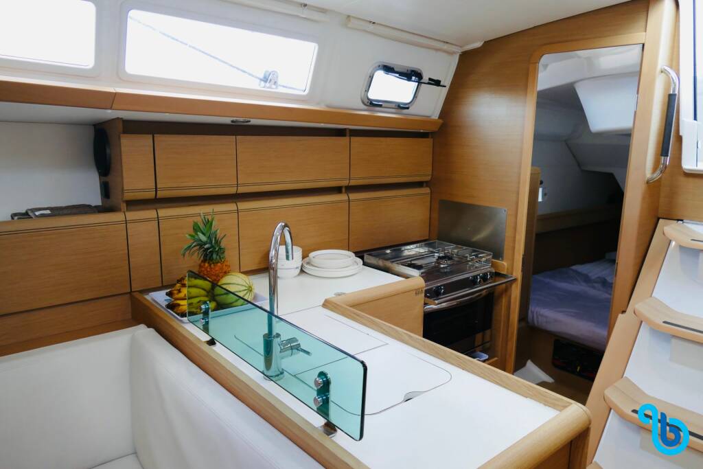 Sun Odyssey 389, Algol