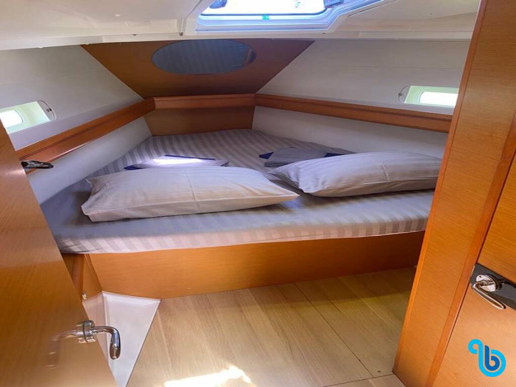 Sun Odyssey 409, Cavalier