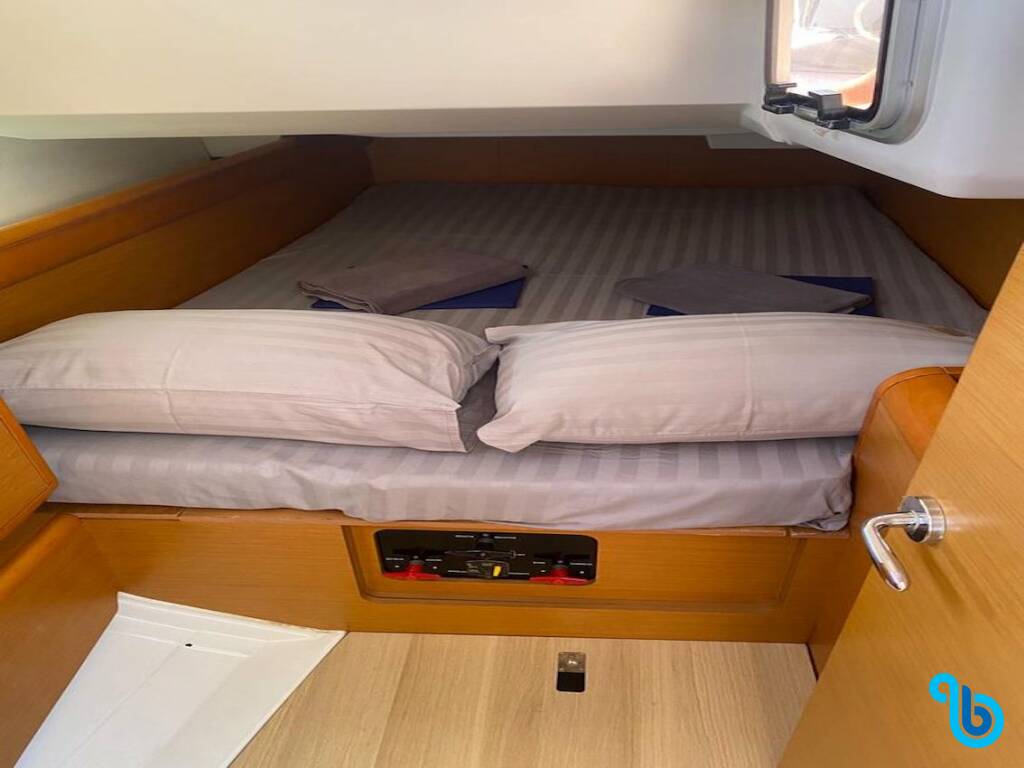 Sun Odyssey 409, Cavalier