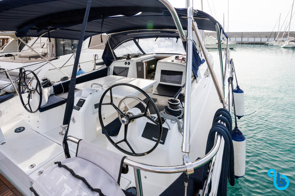 Sun Odyssey 410, Pheia - Comfort line