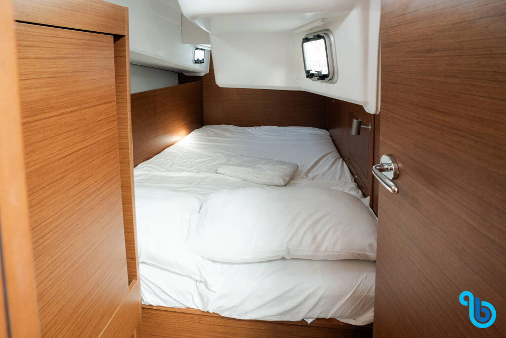 Sun Odyssey 410, Pheia - Comfort line