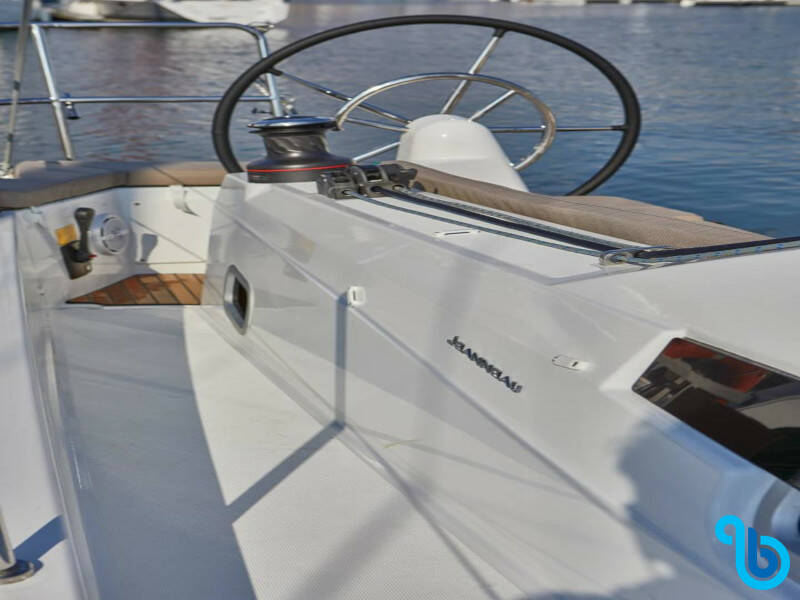 Sun Odyssey 410, Locean