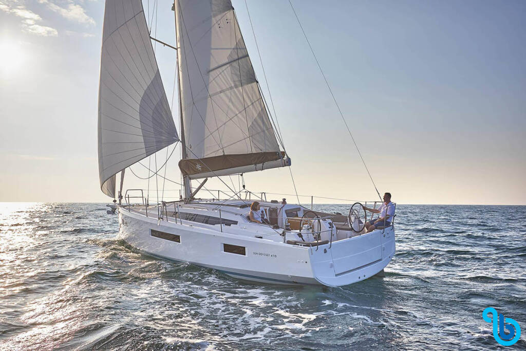 Sun Odyssey 410, Hygge