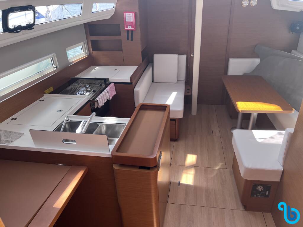 Sun Odyssey 410, New 3