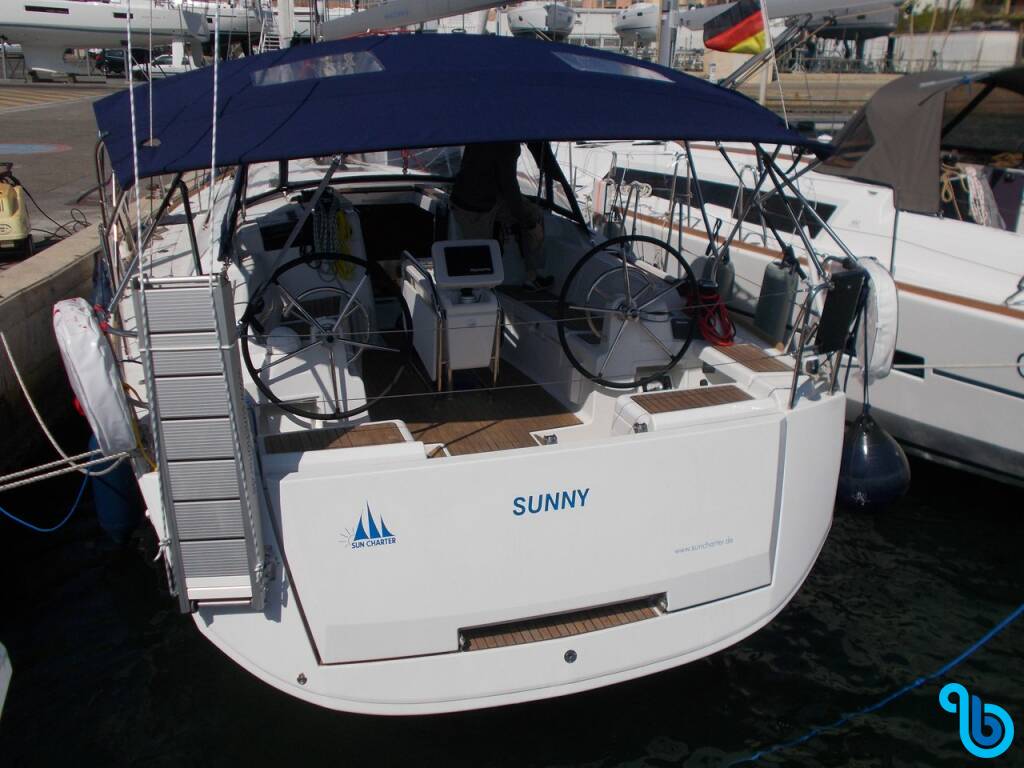 Sun Odyssey 419, 