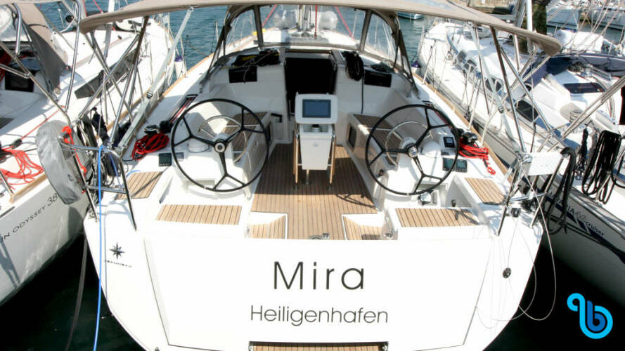 Sun Odyssey 419, Mira