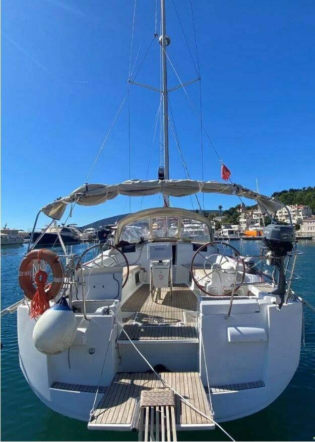 Sun Odyssey 439, Luna