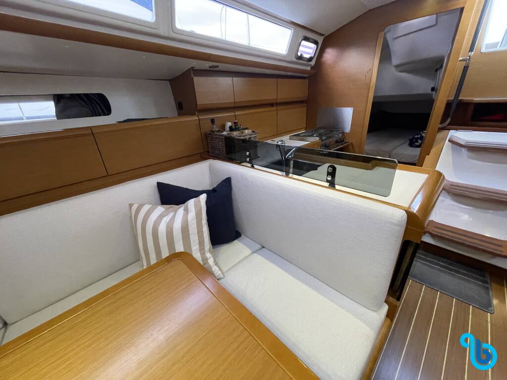 Sun Odyssey 439, Petrine II