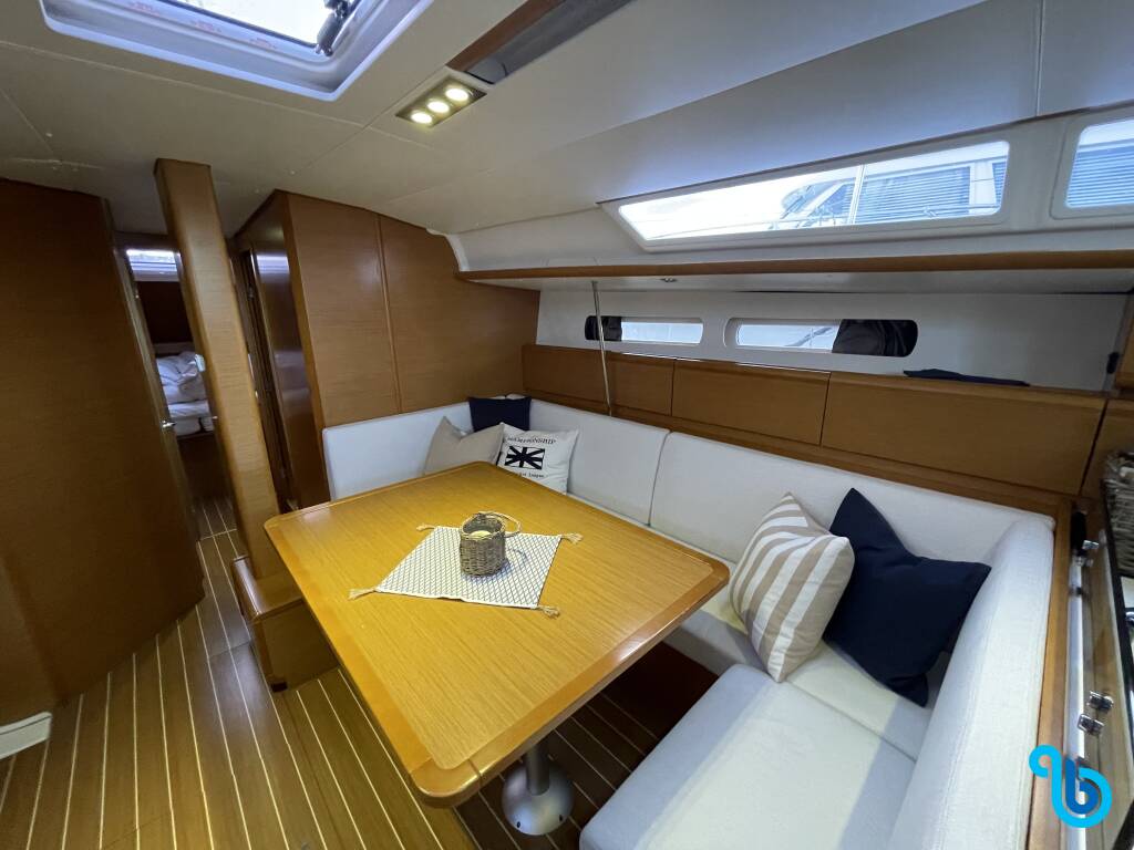 Sun Odyssey 439, Petrine II