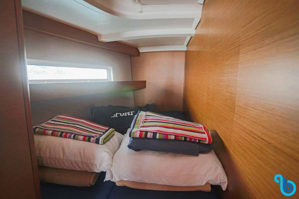 Sun Odyssey 440, LAZY RIVER