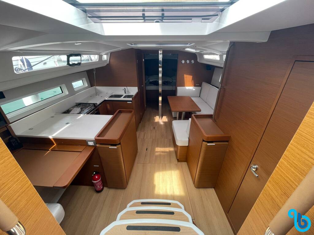 Sun Odyssey 440*, Alboran Amaretto (Radazul)