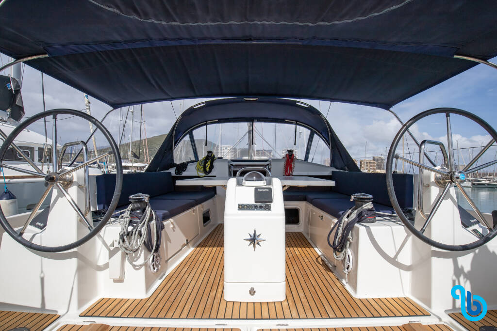 Sun Odyssey 440, 