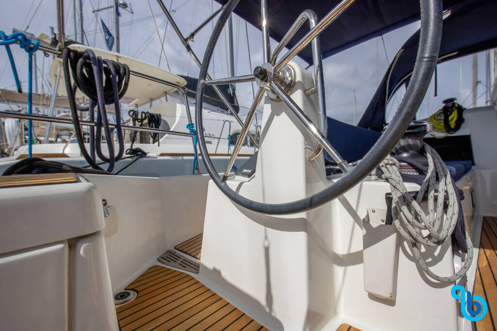 Sun Odyssey 440, 