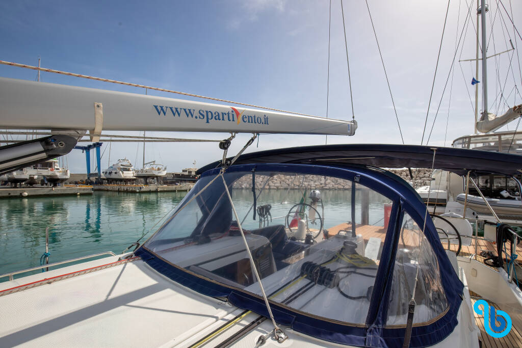 Sun Odyssey 440, 