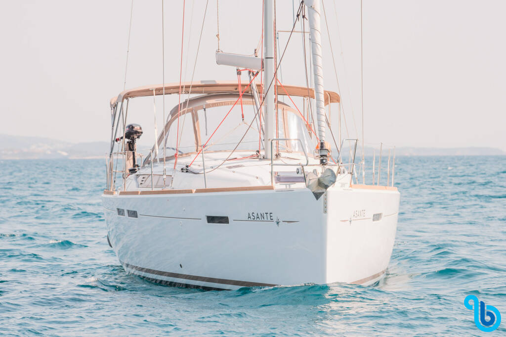 Sun Odyssey 449, Asante