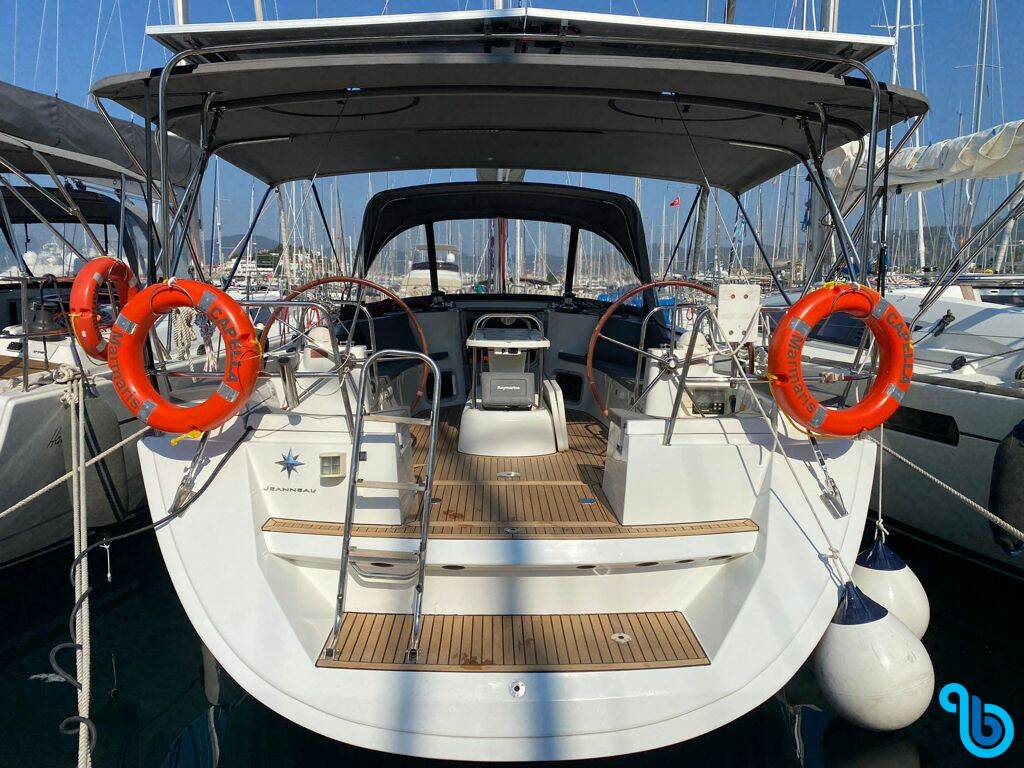 Sun Odyssey 44i, Capella