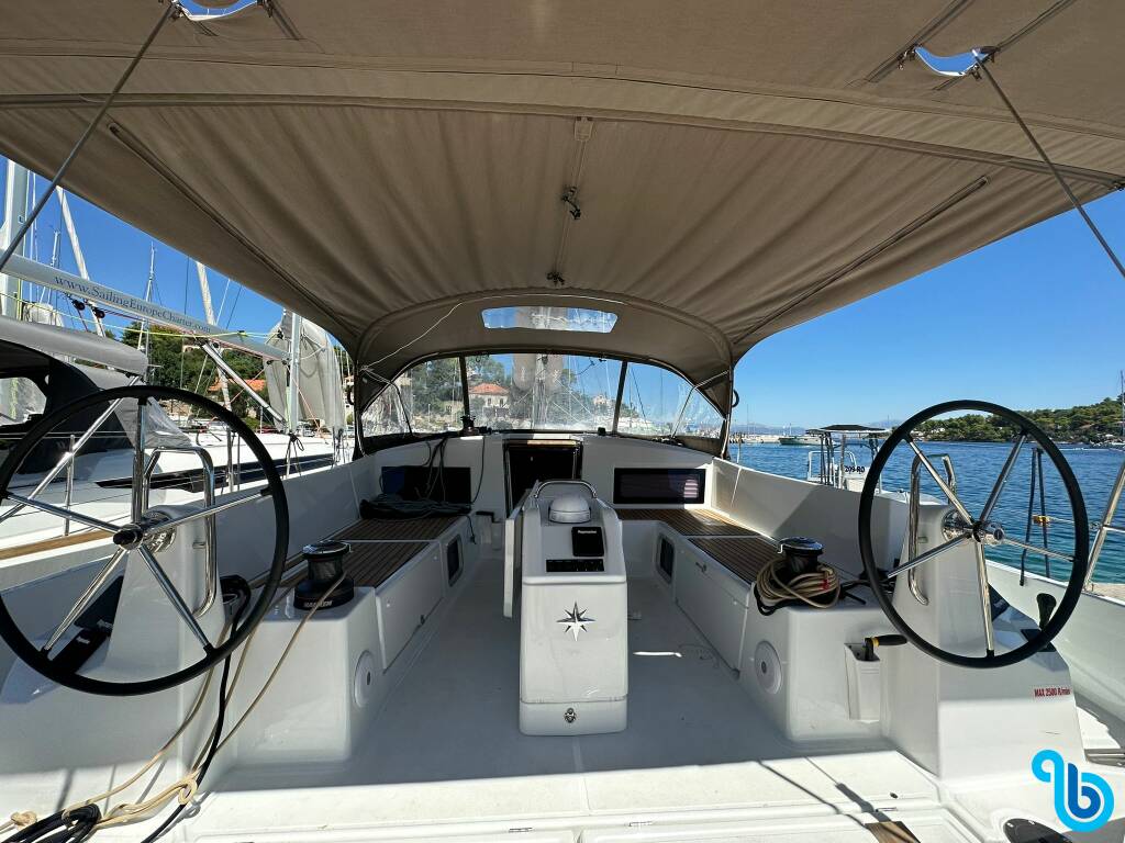 Sun Odyssey 490, 