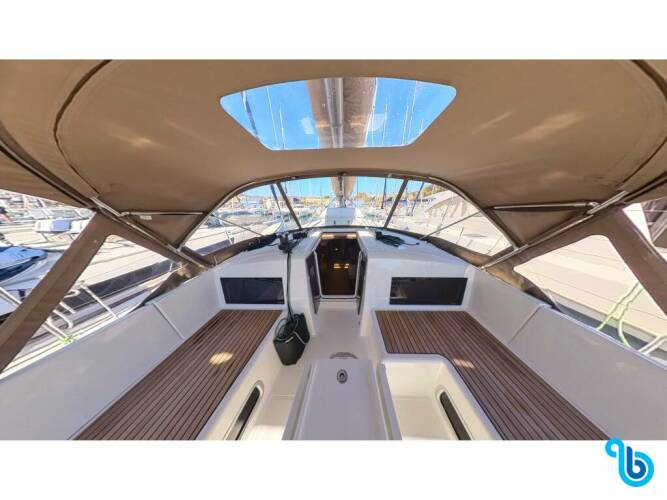 Sun Odyssey 490 Vino Blanco (Radazul)