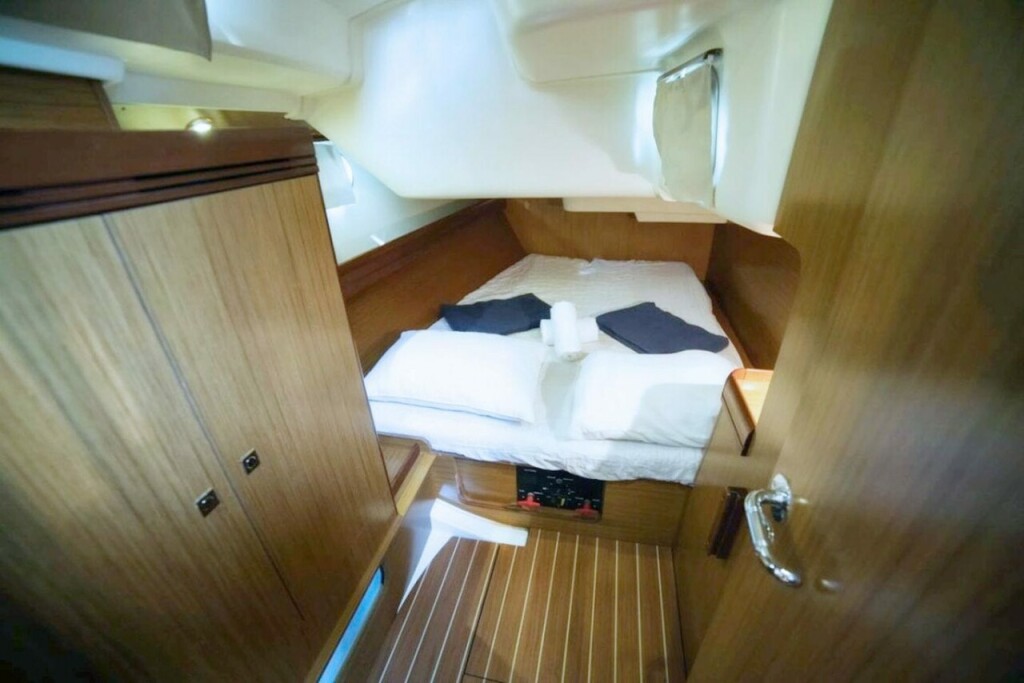 Sun Odyssey 49i, Raya - BeBlue Premium Plus