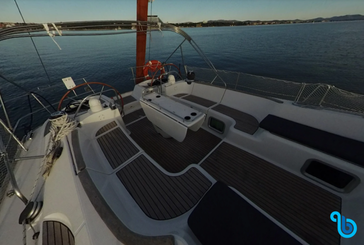 Sun Odyssey 54 DS Macchiato