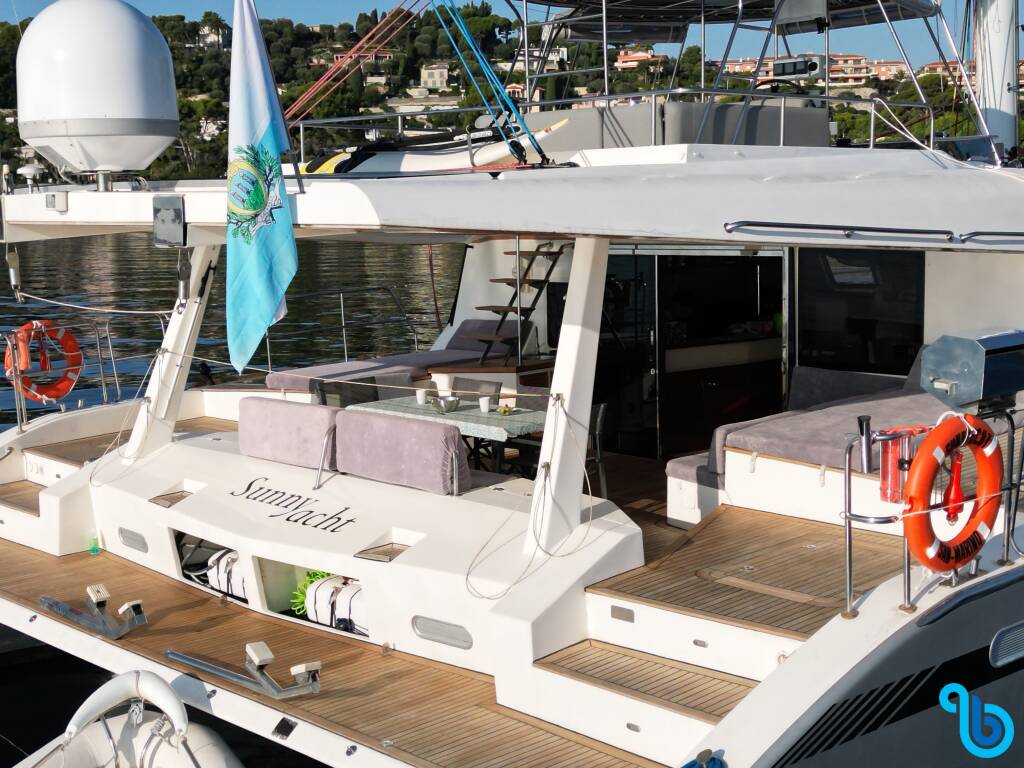 SUNREEF 62, 