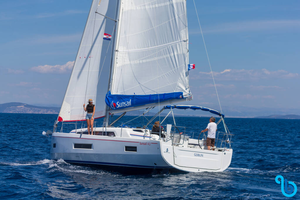 Sunsail 42, 