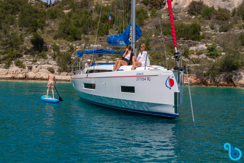 Sunsail 42, 