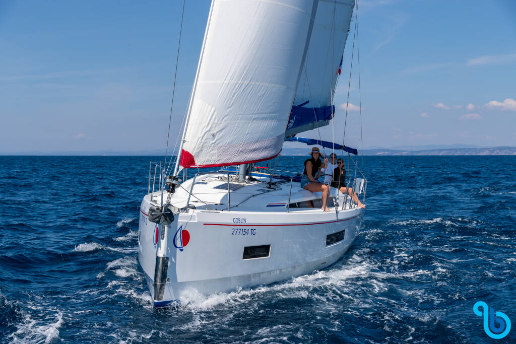 Sunsail 42, 