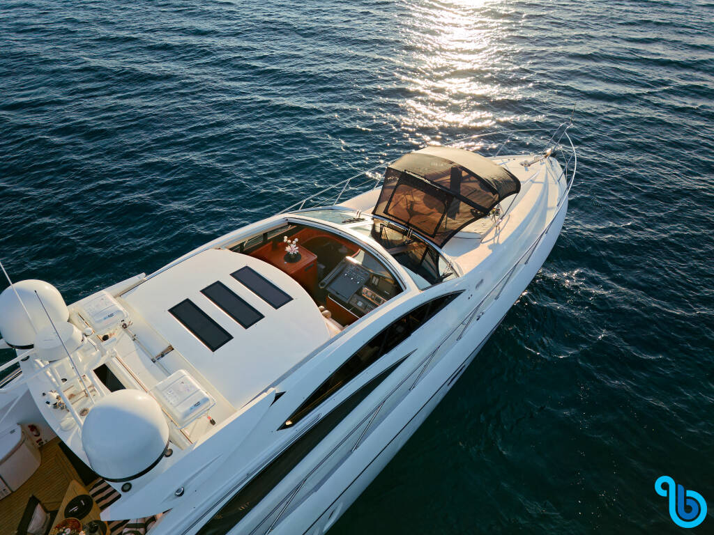 Sunseeker Predator 72, Ghost