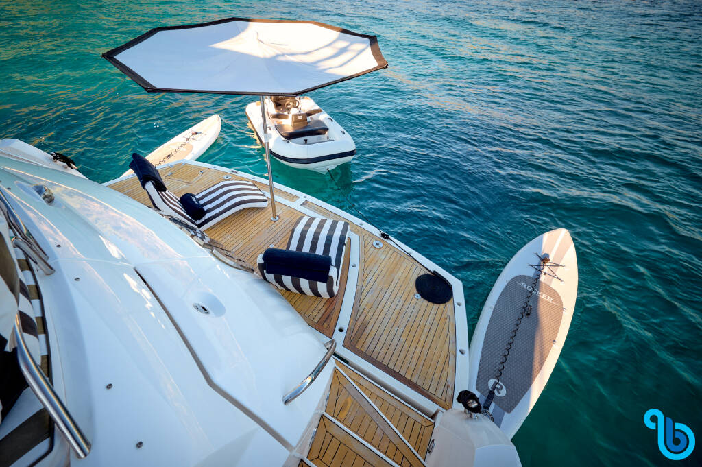 Sunseeker Predator 72, Ghost