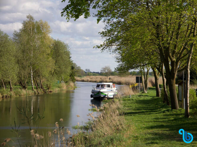 Tarpon 37 DP Persephone