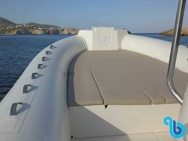 Tempest 900, Maxi Rib